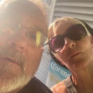 Meet your Posher, Sharon